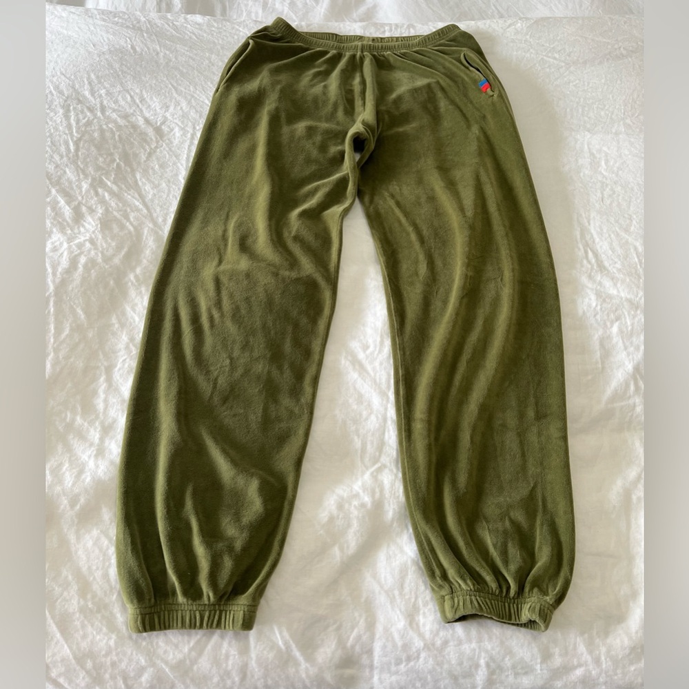 Kule | Women’s Medium | Green Velour Joggers Sweatpants Elastic Waist